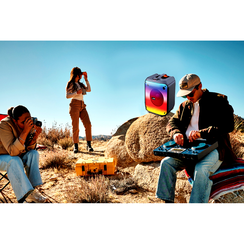 WAVE-EIGHT_WEB_Lifestyle-gallery-1_1210x807